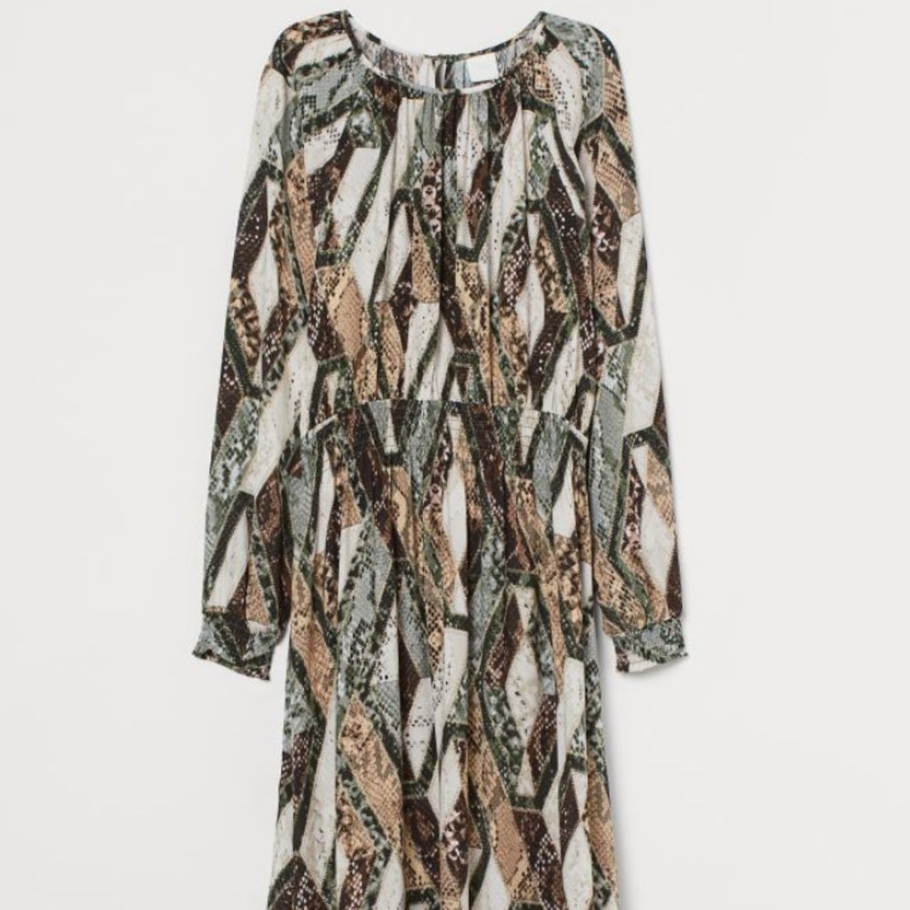H&M - DRESS WITH SMOCKING SNAKESKIN PATTERNED - M